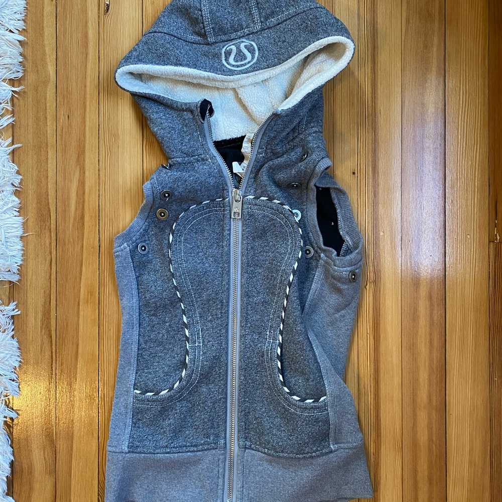 Lululemon special edition vest